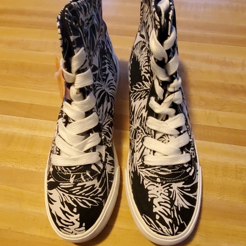 Rocket Dog High tops